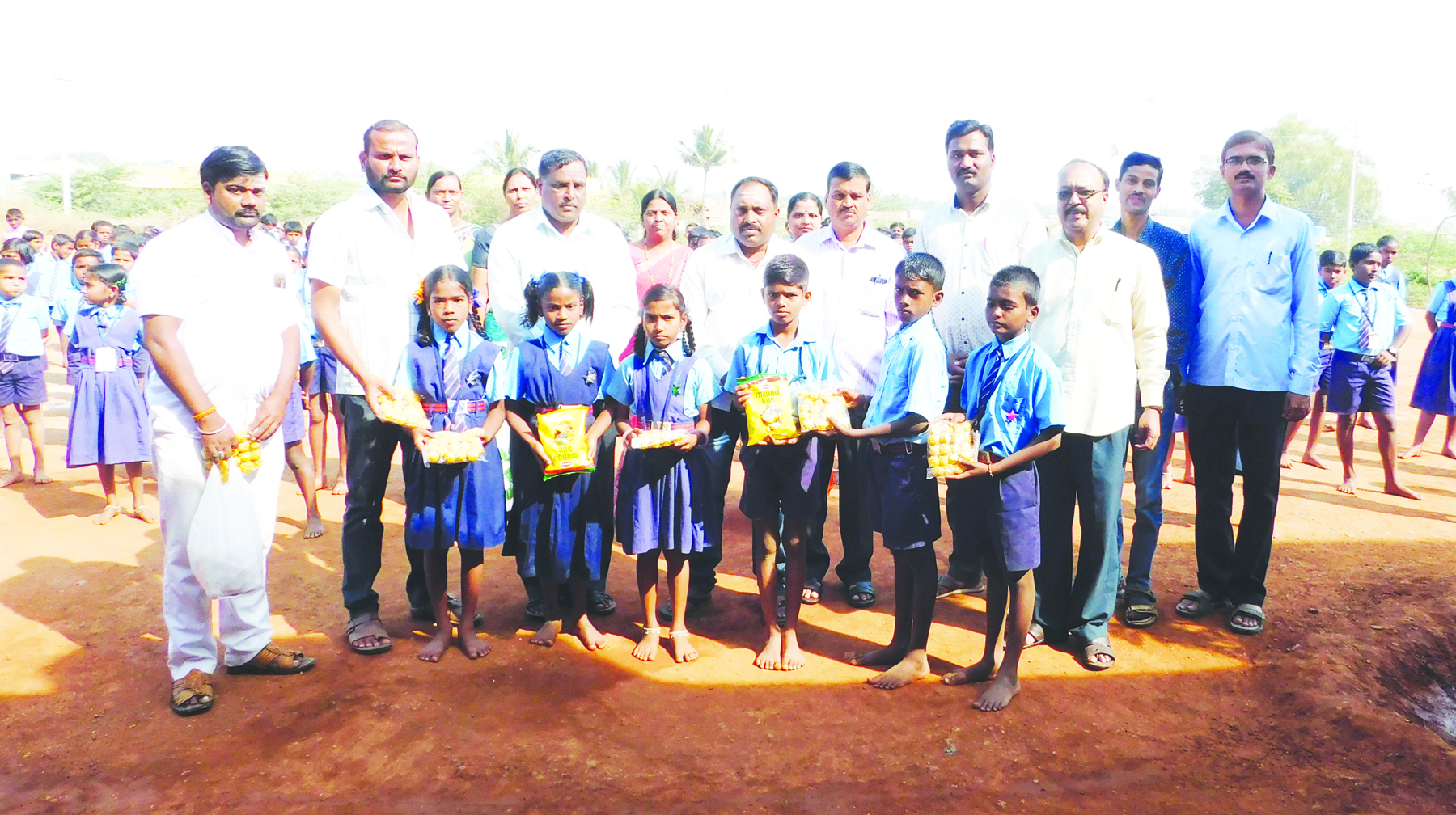 ಮಕ್ಕಳಲ್ಲಿ ದೇಶಾಭಿಮಾನ ಮೂಡಿಸಬೇಕು